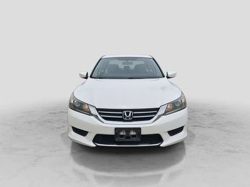 Used 2013 Honda Accord LX image 3