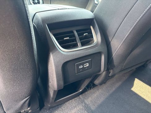 Used 2025 Chevrolet Blazer LT FWD image 20