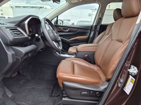 Used 2023 Subaru Ascent Touring AWD/4WD image 17