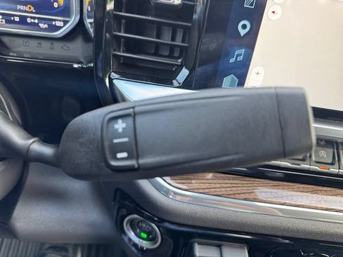 Used 2025 Chevrolet Silverado 1500 RST w/ LPO, Dark Essentials Package AWD/4WD image 17