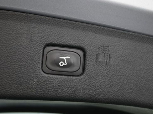 Used 2022 Ford Edge Titanium w/ Equipment Group 301A image 42