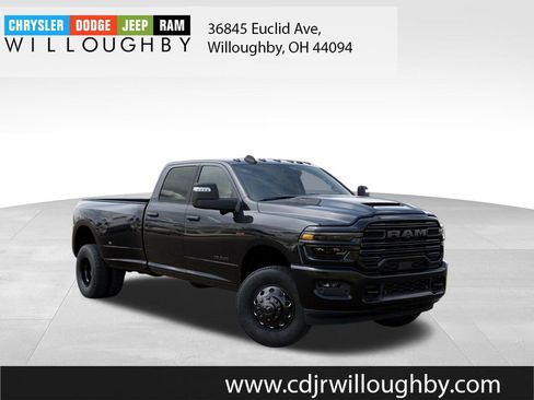 New 2026 RAM 3500 Laramie AWD/4WD image 5