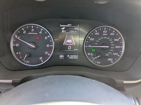 Used 2024 Subaru Ascent Premium w/ Convenience Package image 29