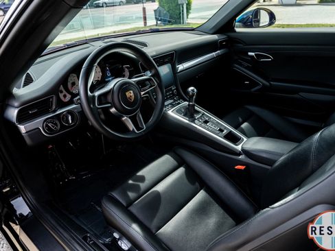 Used 2017 Porsche 911 Carrera S RWD image 7