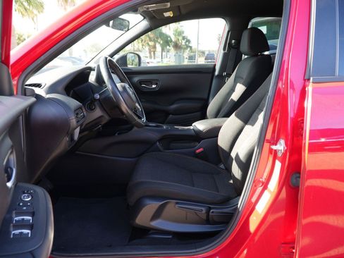 Used 2024 Honda HR-V Sport image 7