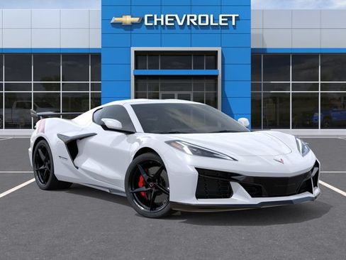 New 2027 Chevrolet Corvette Grand Sport w/ Z52 Sport Performance Package RWD image 7