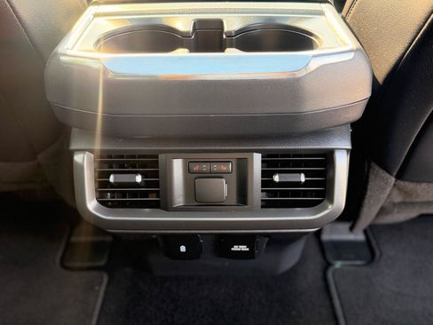 Used 2024 Ford F150 Lariat w/ Equipment Group 502A High AWD/4WD image 19