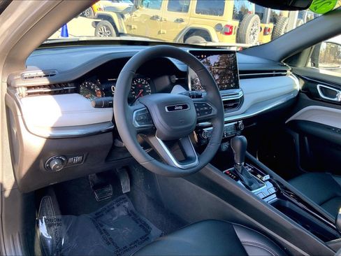 Certified 2024 Jeep Compass Limited w/ Sun and Sound Group image 16