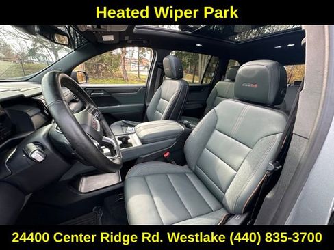 Used 2024 GMC Acadia AT4 w/ Luxury Package AWD/4WD image 17