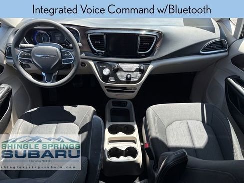 Used 2017 Chrysler Pacifica Touring w/ Tire & Wheel Group image 19