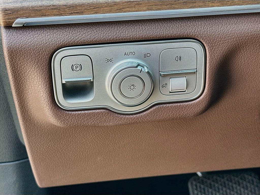 Certified 2025 Mercedes-Benz GLE 350 4MATIC image 10