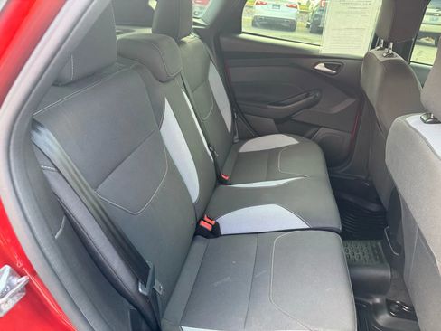 Used 2018 Ford Focus ST image 37
