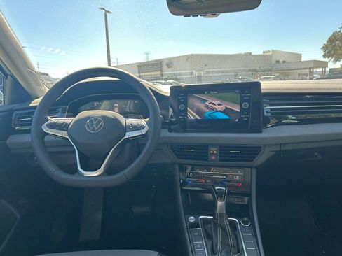 New 2026 Volkswagen Jetta SE image 36