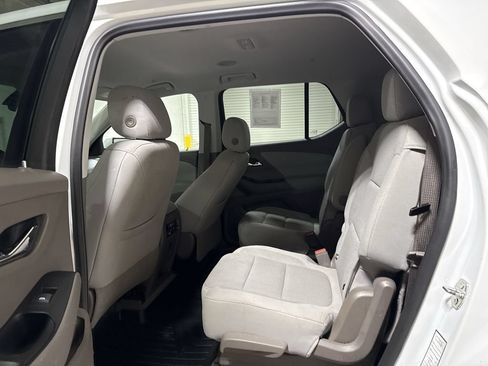 Used 2020 Chevrolet Traverse LT AWD/4WD image 22