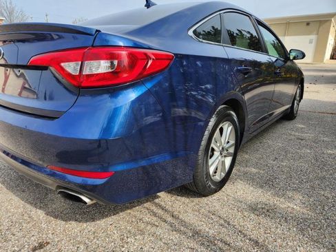 Used 2017 Hyundai Sonata SE image 12