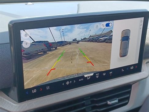 New 2025 Ford Explorer Active w/ Active Comfort Package image 15