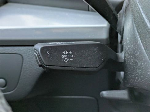 Used 2018 Audi Q5 2.0T Premium Plus w/ Premium Plus Package image 39