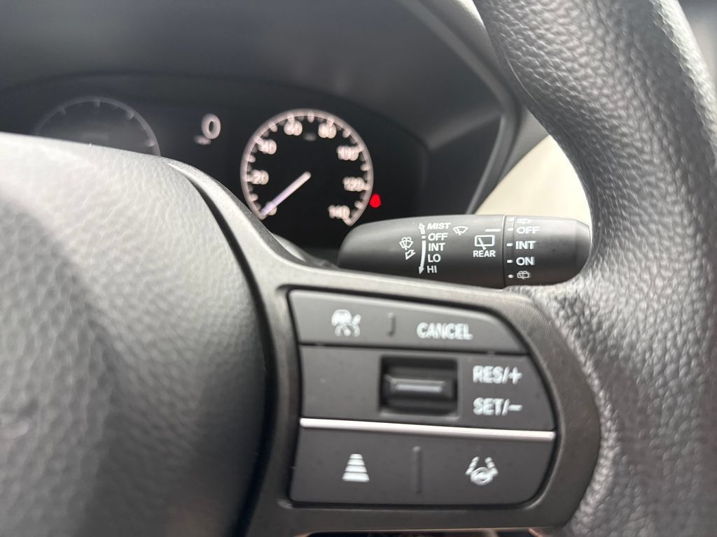 Certified 2025 Honda HR-V LX image 25