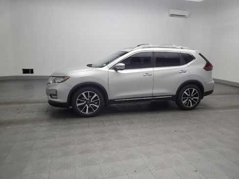 Used 2019 Nissan Rogue SL w/ Premium Package FWD image 2