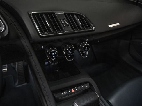 Used 2023 Audi R8 V10 performance image 46