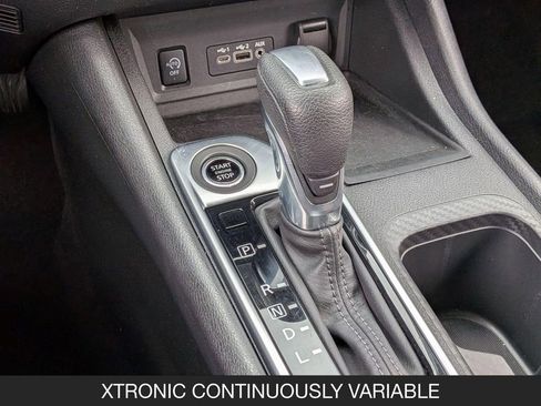 Used 2024 Nissan Sentra SV FWD image 20