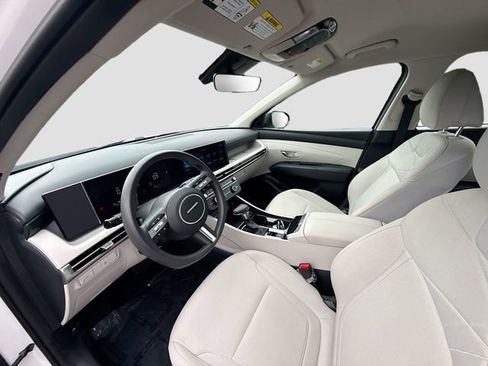 Certified 2026 Hyundai Tucson SE FWD image 20