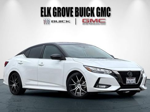 Used 2023 Nissan Sentra SR w/ Electronics Package image 2