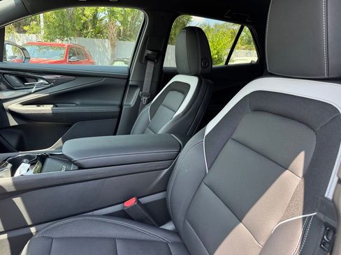 New 2025 Chevrolet Blazer EV LT image 27