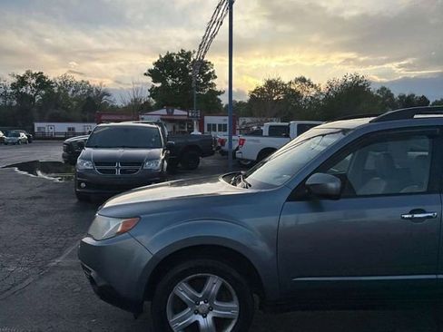 Used 2010 Subaru Forester 2.5X Premium AWD/4WD image 28
