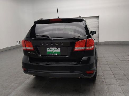 Used 2019 Dodge Journey SE FWD image 7