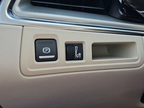 Used 2025 Cadillac XT5 Premium Luxury w/ LPO, Floor Liner Package AWD/4WD image 26