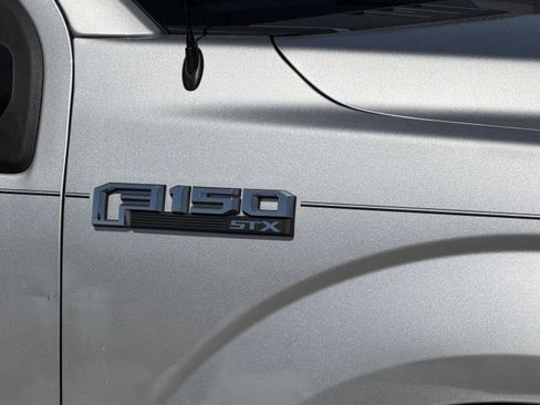 Used 2019 Ford F150 XL w/ Equipment Group 101A Mid RWD image 4