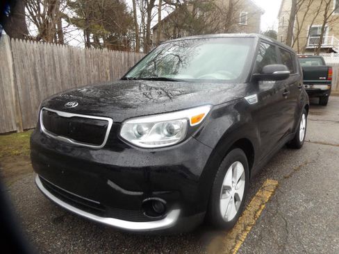 Used 2016 Kia Soul EV image 1