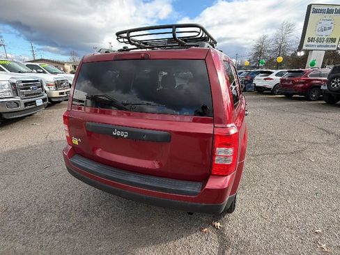 Used 2015 Jeep Patriot Sport AWD/4WD image 4