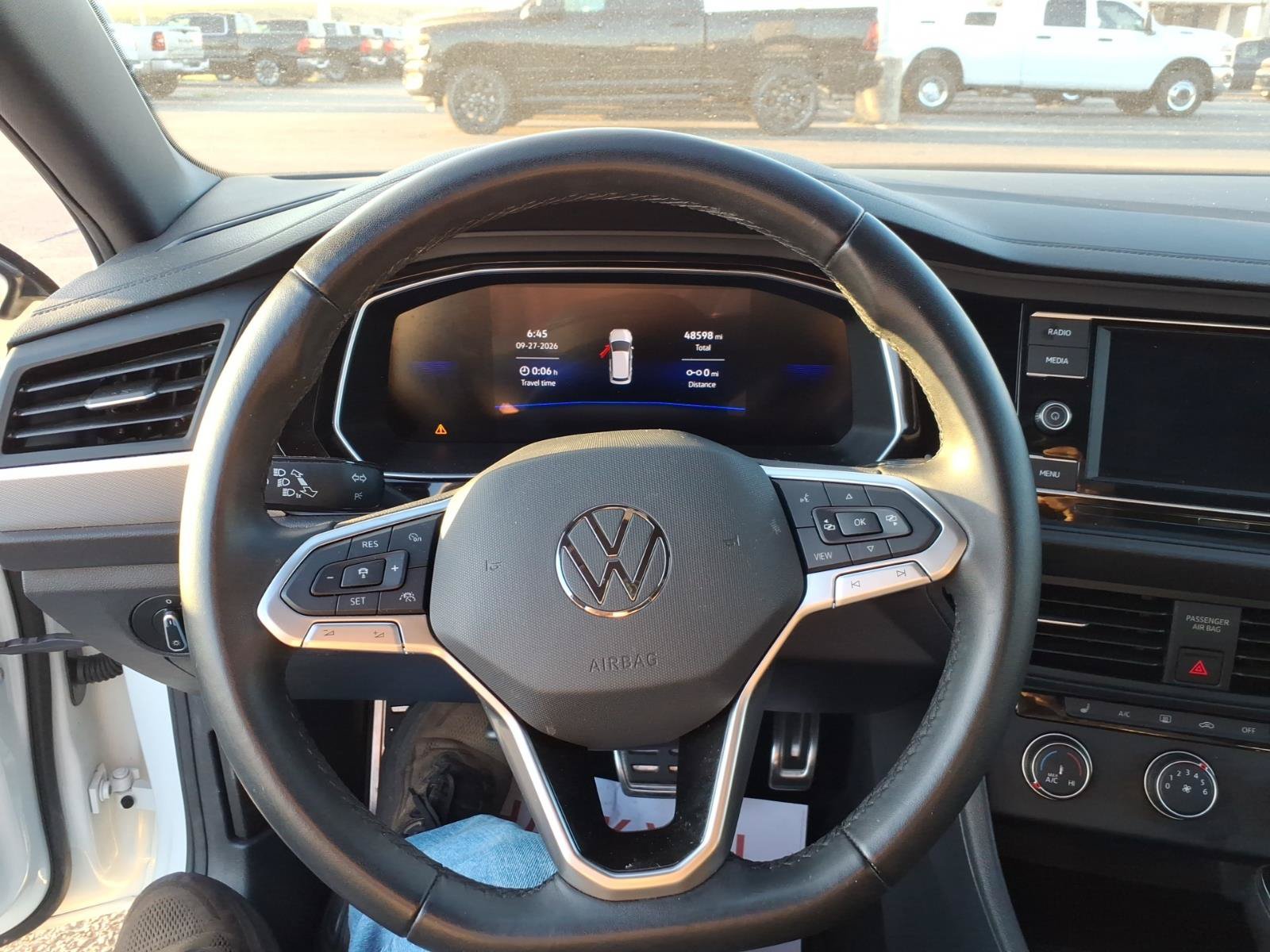 Used 2024 Volkswagen Jetta Sport FWD image 15