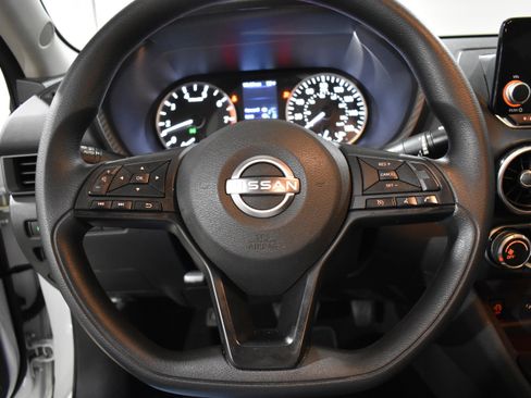 Used 2024 Nissan Sentra S image 17