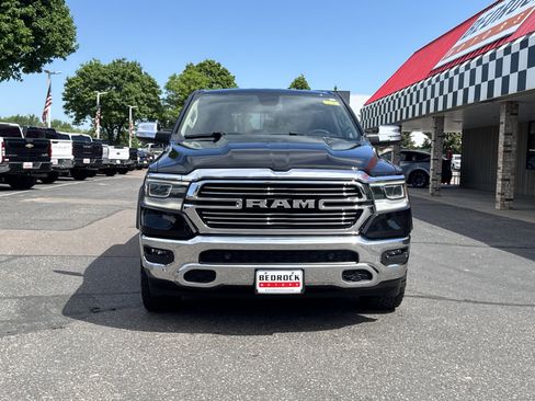 Used 2019 RAM 1500 Laramie AWD/4WD image 2