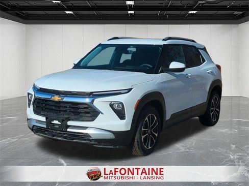 Used 2025 Chevrolet TrailBlazer LT image 4