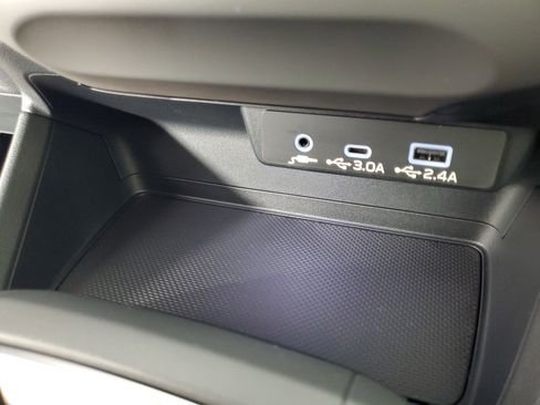 New 2025 Subaru Crosstrek 2.5i Premium image 19