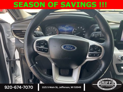 Used 2023 Ford Explorer XLT w/ Equipment Group 202A image 11