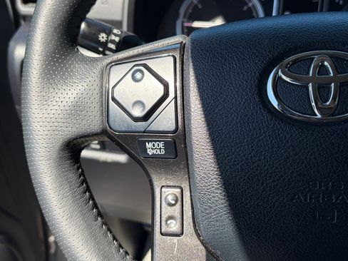 Used 2020 Toyota 4Runner TRD Off-Road image 20