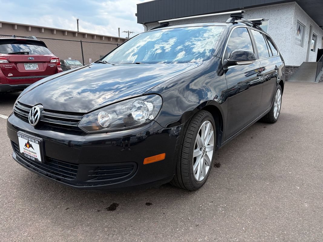 Used 2013 Volkswagen Jetta SE FWD image 2