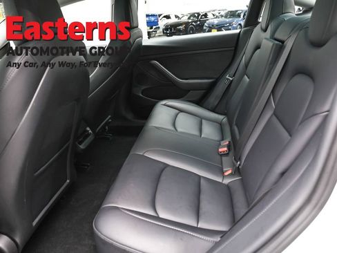 Used 2023 Tesla Model 3 Standard Range image 17