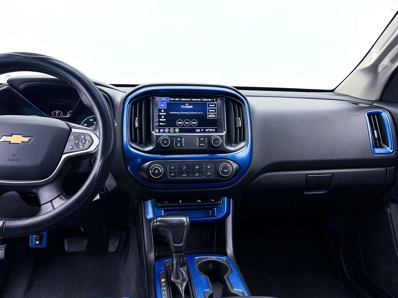 Used 2020 Chevrolet Colorado LT AWD/4WD image 7