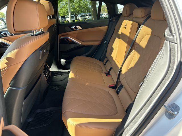 Certified 2023 BMW X6 xDrive40i w/ M Sport Package AWD/4WD image 19
