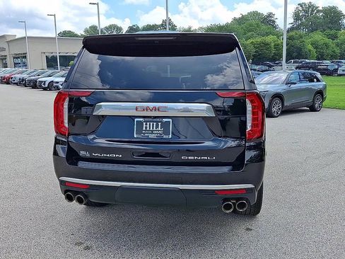 Used 2023 GMC Yukon Denali AWD/4WD image 7