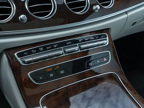 Used 2023 Mercedes-Benz E 450 4MATIC All-Terrain Wagon image 26