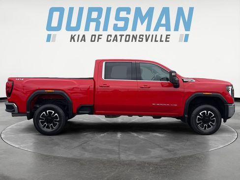 Used 2024 GMC Sierra 2500 SLE w/ SLE Value Package; image 7