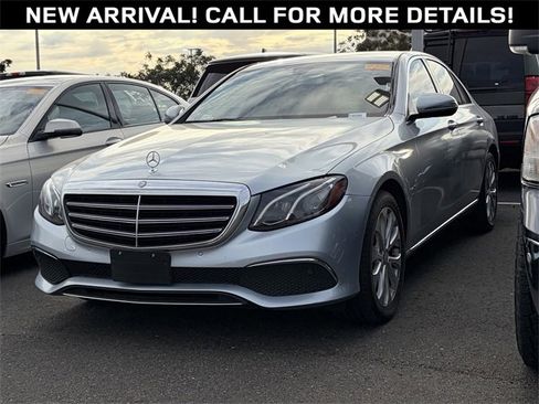 Used 2017 Mercedes-Benz E 300 image 1