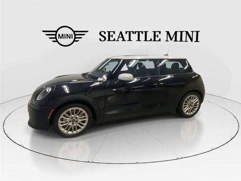New 2026 MINI Cooper 2-Door Hardtop FWD image 6